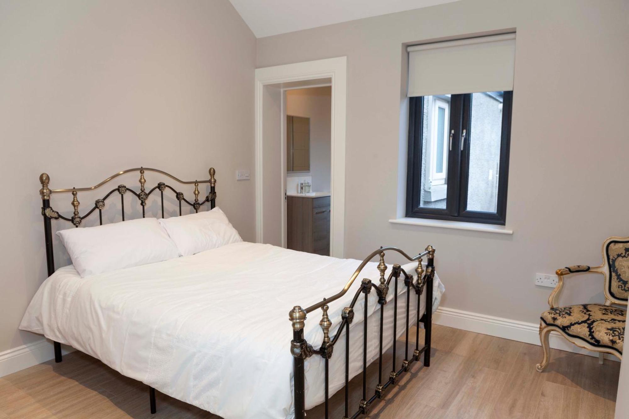 Lavender Cottage - 2 Bedroom Home نيوبريدج المظهر الخارجي الصورة